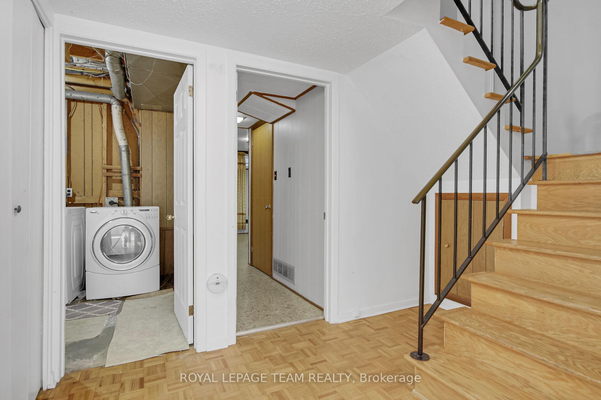 Photo 24 of 52 Bowhill Avenue, Ottawa, Borden Farm/Stewart Farm/Carleton Heights/Parkwood Hills — HOMEH