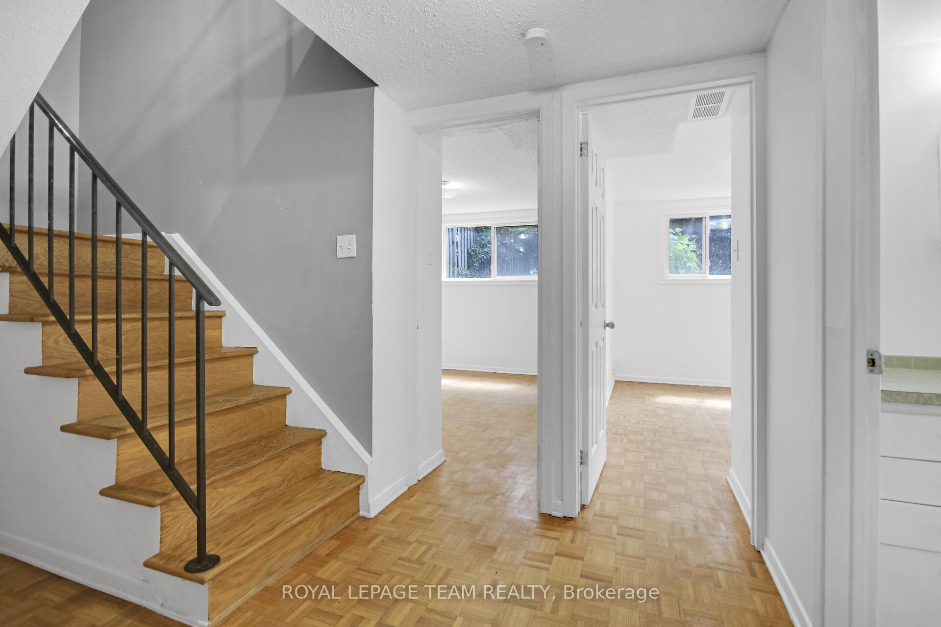 Photo 25 of 52 Bowhill Avenue, Ottawa, Borden Farm/Stewart Farm/Carleton Heights/Parkwood Hills — HOMEH