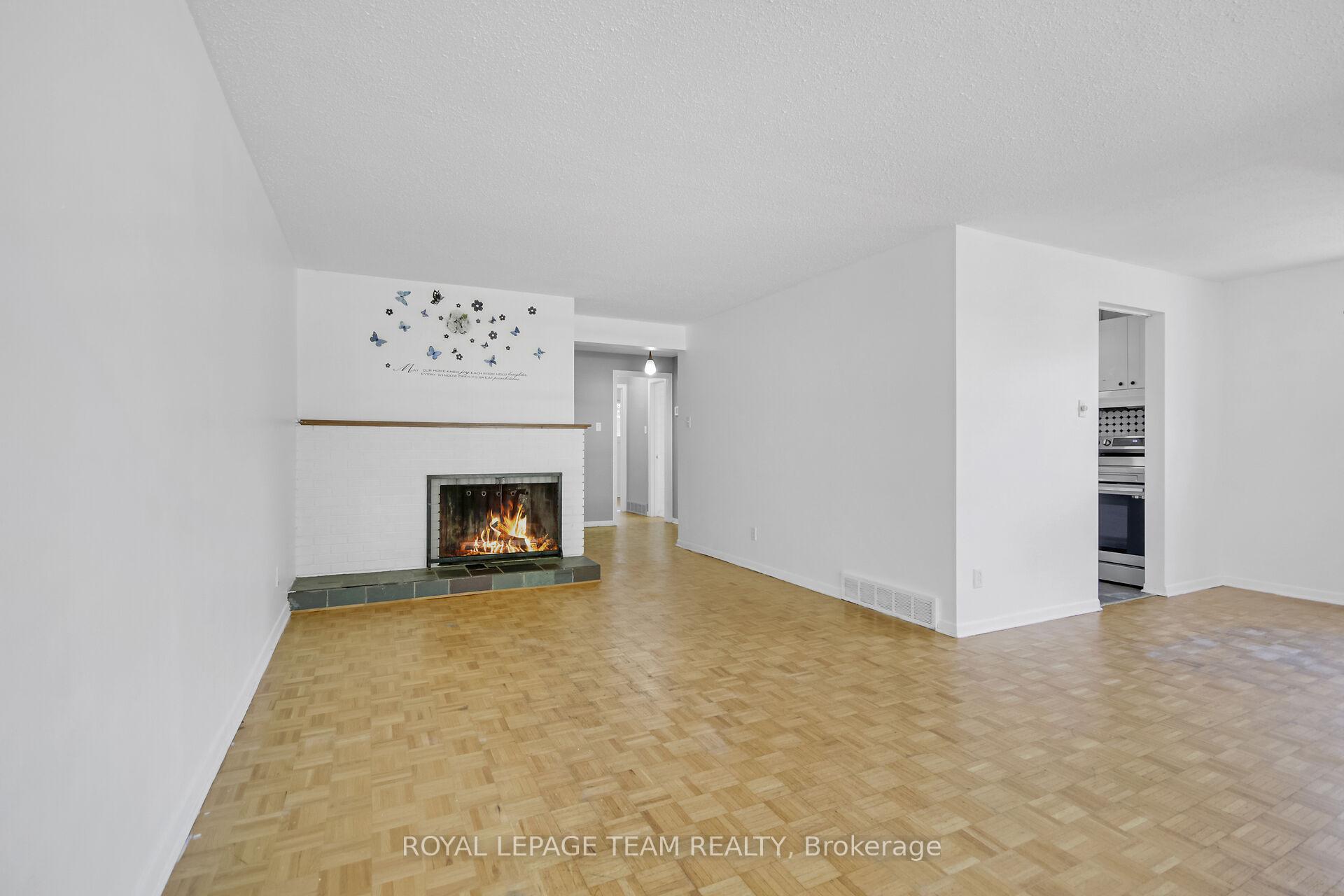 Photo 34 of 52 Bowhill Avenue, Ottawa, Borden Farm/Stewart Farm/Carleton Heights/Parkwood Hills — HOMEH