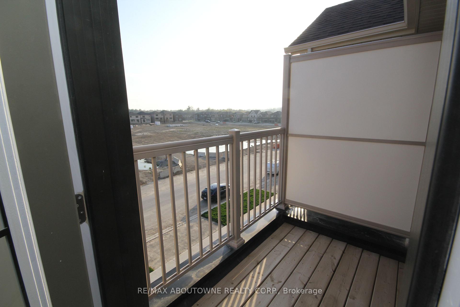 Photo 11 of 243 Gillespie Drive, Brant, Brantford Twp — HOMEH