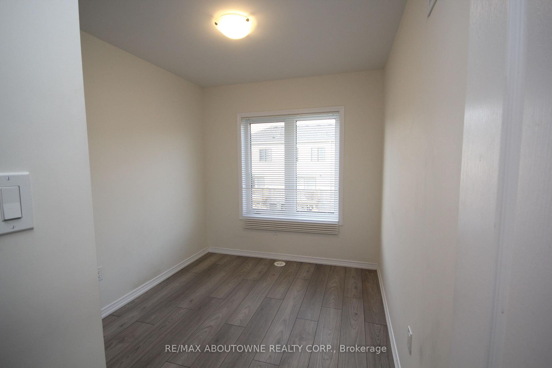 Photo 12 of 243 Gillespie Drive, Brant, Brantford Twp — HOMEH