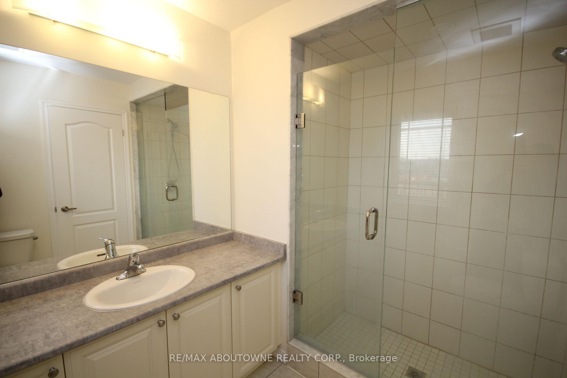 Photo 13 of 243 Gillespie Drive, Brant, Brantford Twp — HOMEH