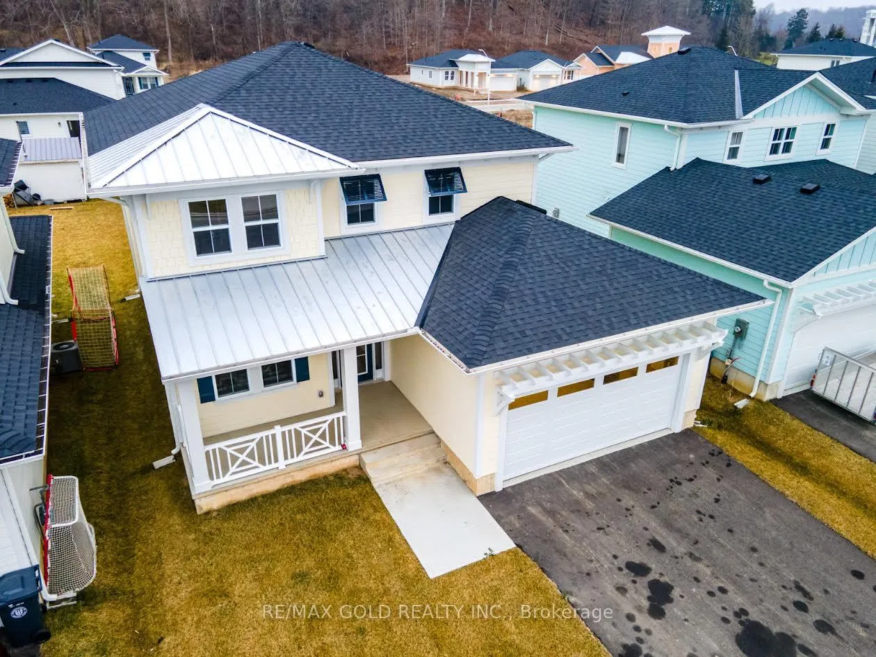 Photo 3 of 413 Breakwater Boulevard, Central Elgin, Port Stanley — HOMEH