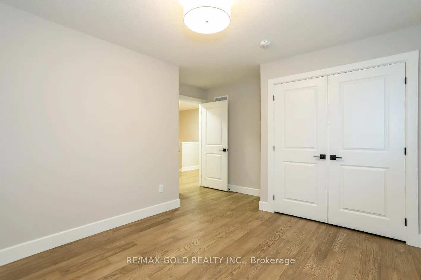 Photo 31 of 413 Breakwater Boulevard, Central Elgin, Port Stanley — HOMEH
