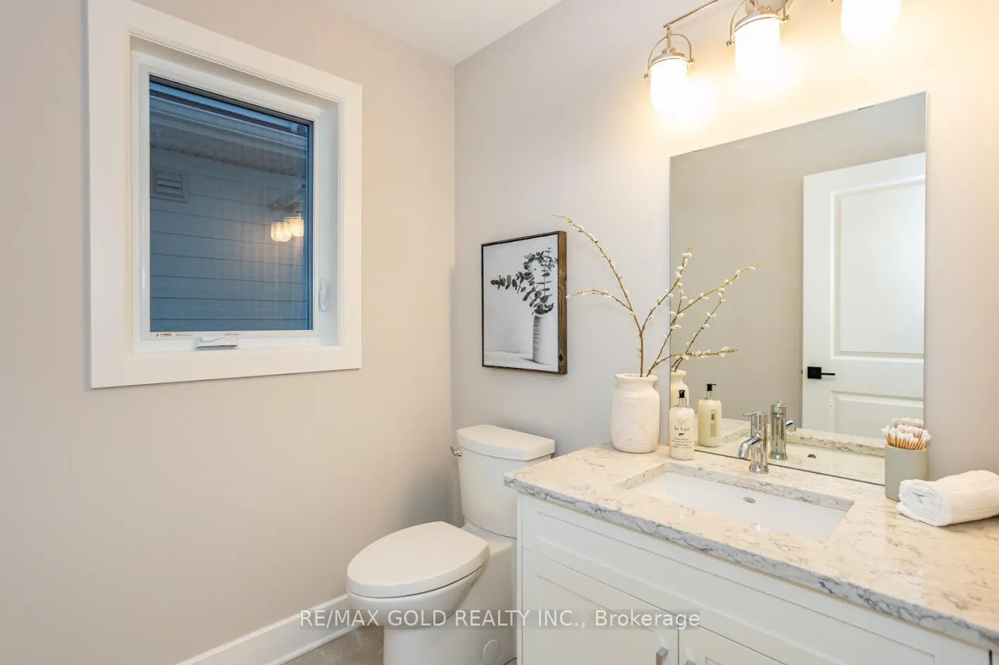 Photo 32 of 413 Breakwater Boulevard, Central Elgin, Port Stanley — HOMEH