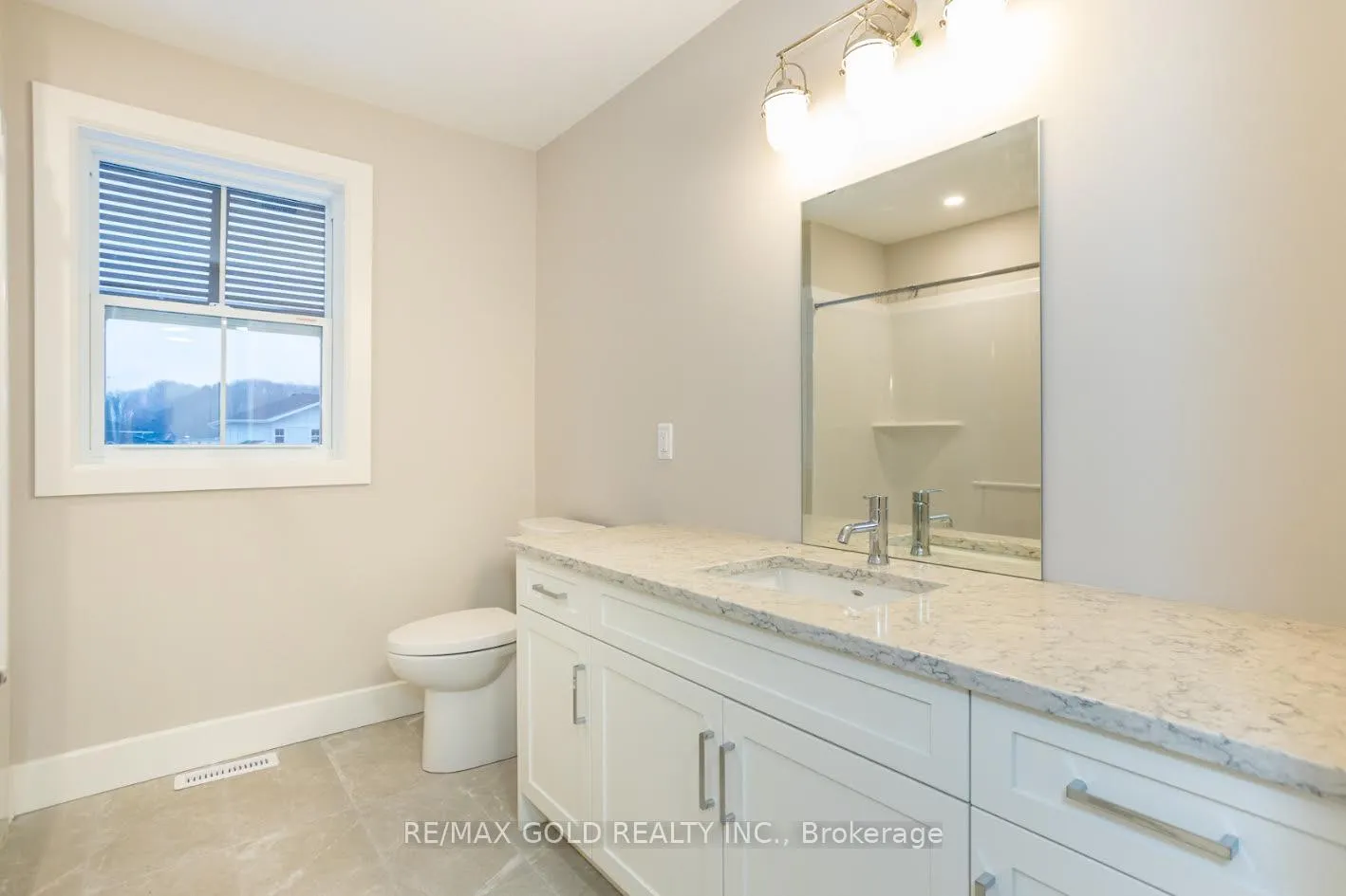 Photo 34 of 413 Breakwater Boulevard, Central Elgin, Port Stanley — HOMEH