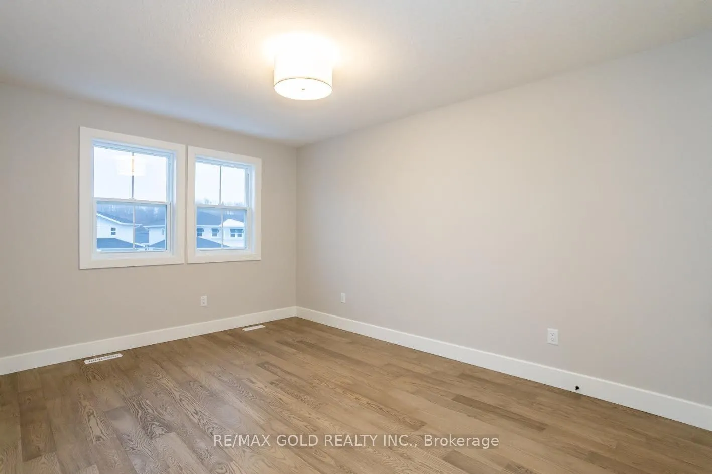 Photo 37 of 413 Breakwater Boulevard, Central Elgin, Port Stanley — HOMEH
