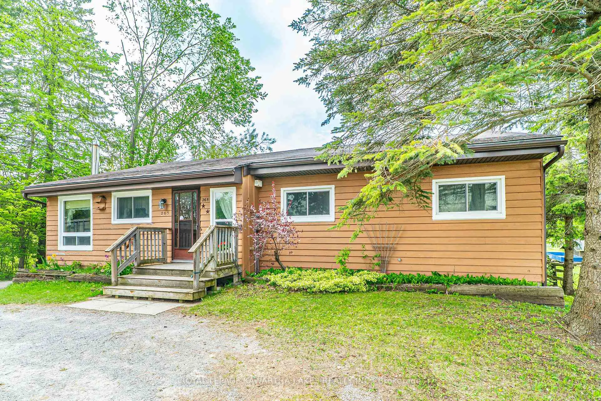 Photo 1 of 265 Cameron Street E, Brock, Cannington — HOMEH