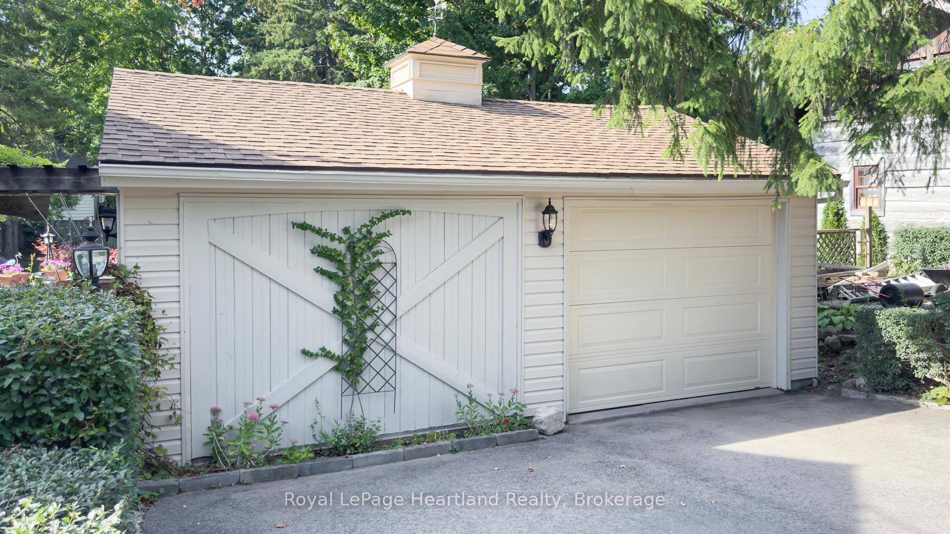 Photo 3 of 131 Rattenbury Street E, Central Huron, Clinton — HOMEH