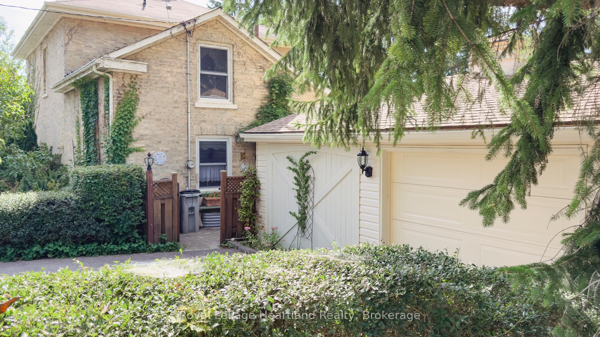 Photo 4 of 131 Rattenbury Street E, Central Huron, Clinton — HOMEH