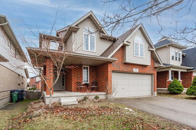 Photo 3 of 19 Bard Boulevard, Guelph, Pineridge/Westminster Woods — HOMEH