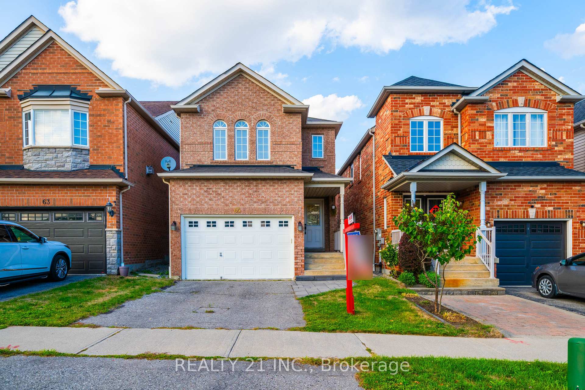 Photo 1 of 65 Howling Crescent, Ajax, South East — HOMEH