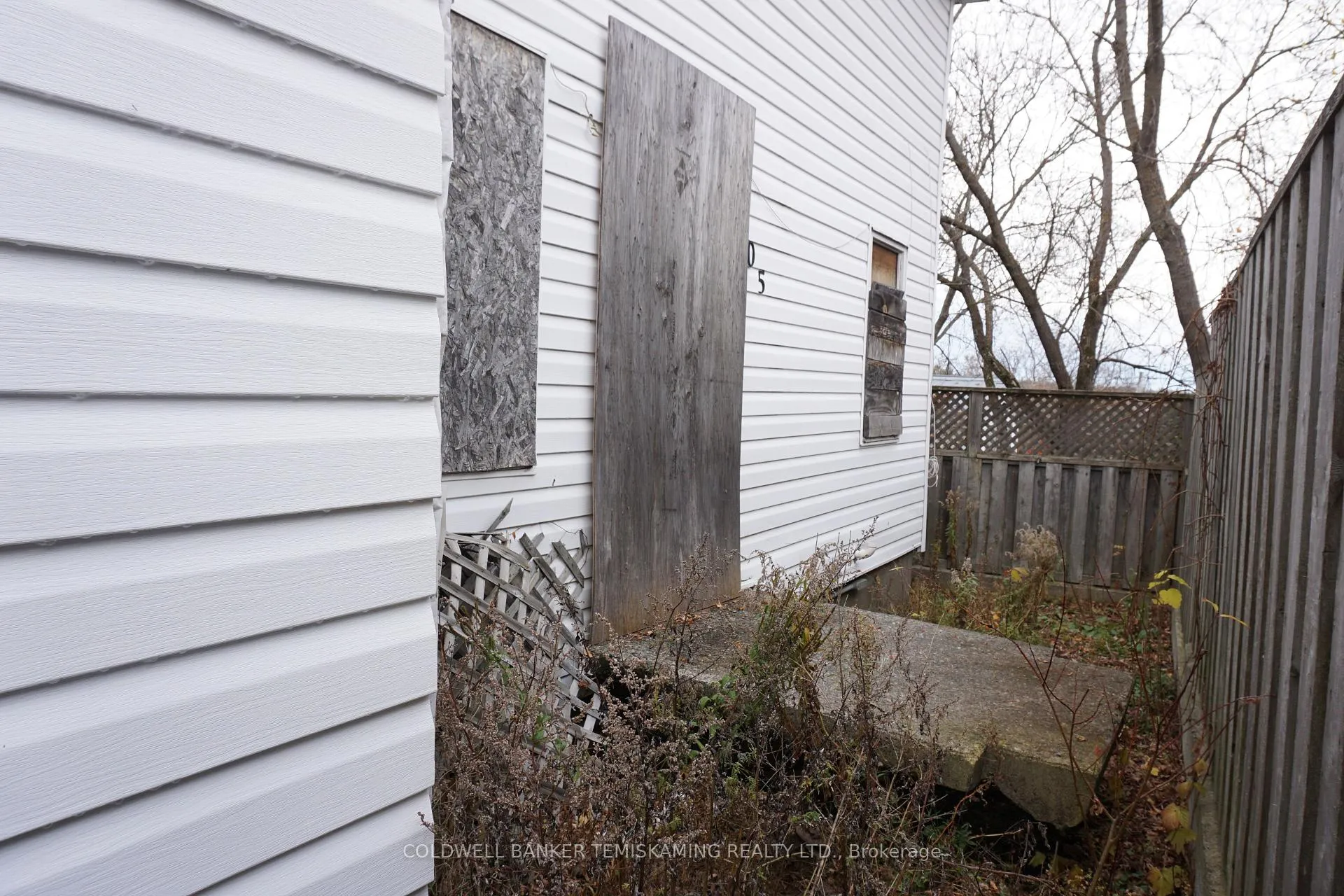 Photo 4 of 105 Jamieson Street, Cobalt — HOMEH