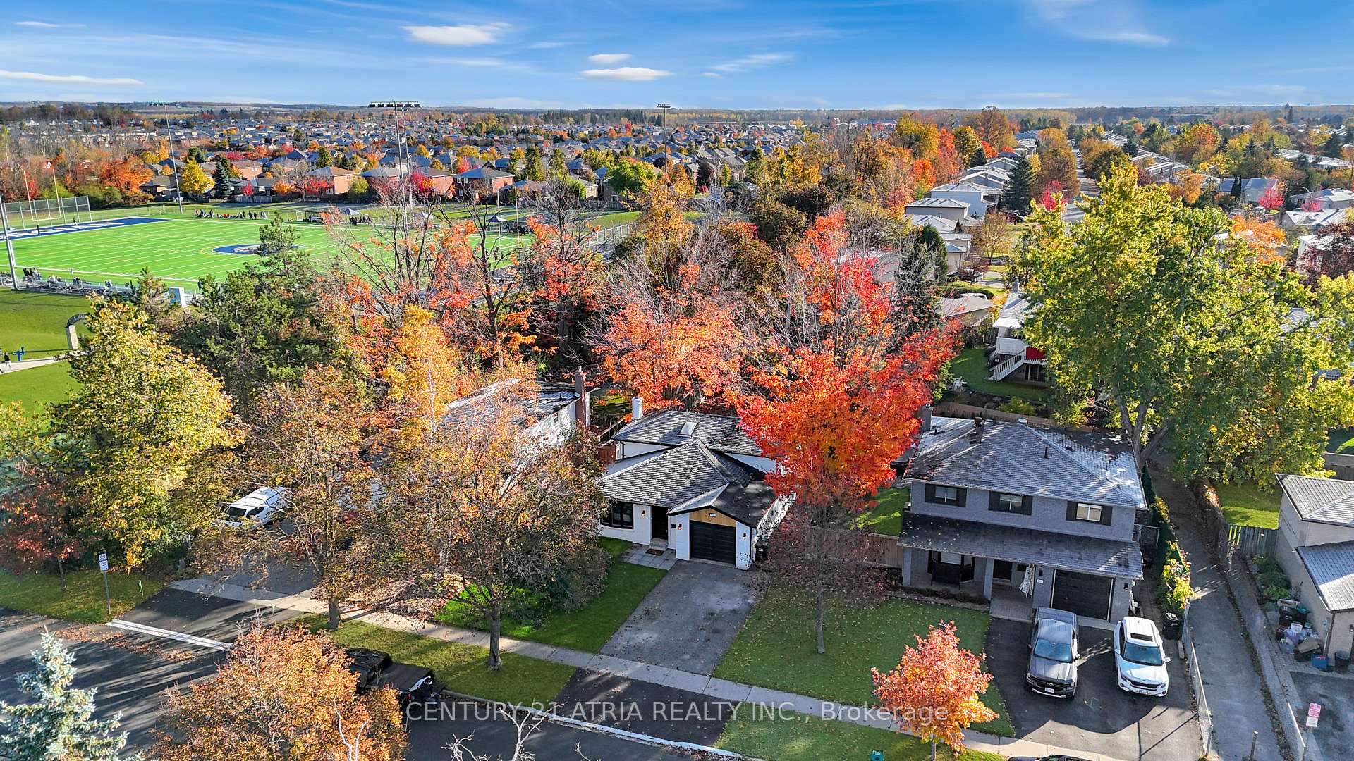 Photo 34 of 323 Nelson Street, Barrie, Grove East — HOMEH