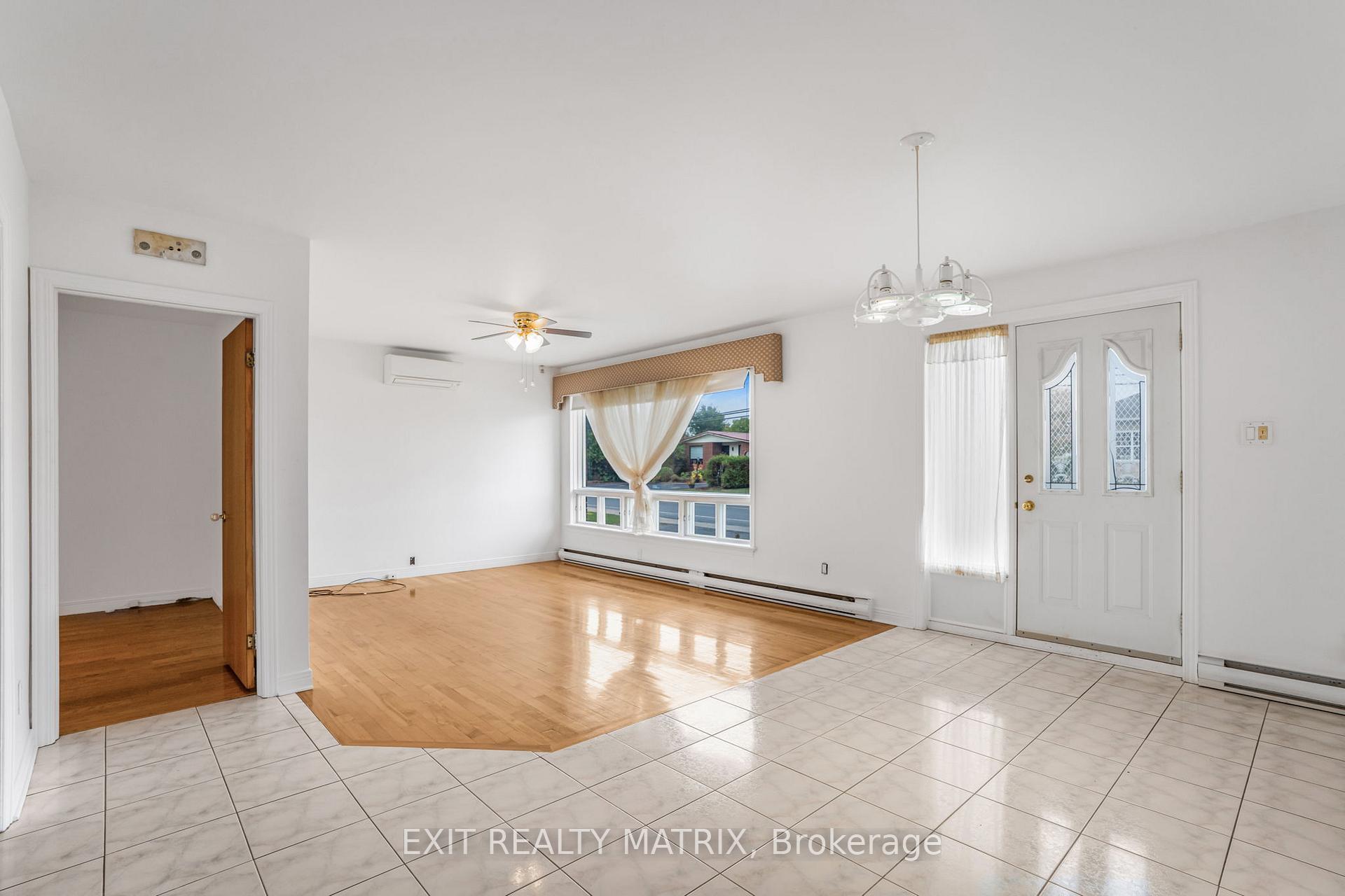 Photo 8 of 323 Longueuil Street, Champlain, L'Orignal — HOMEH