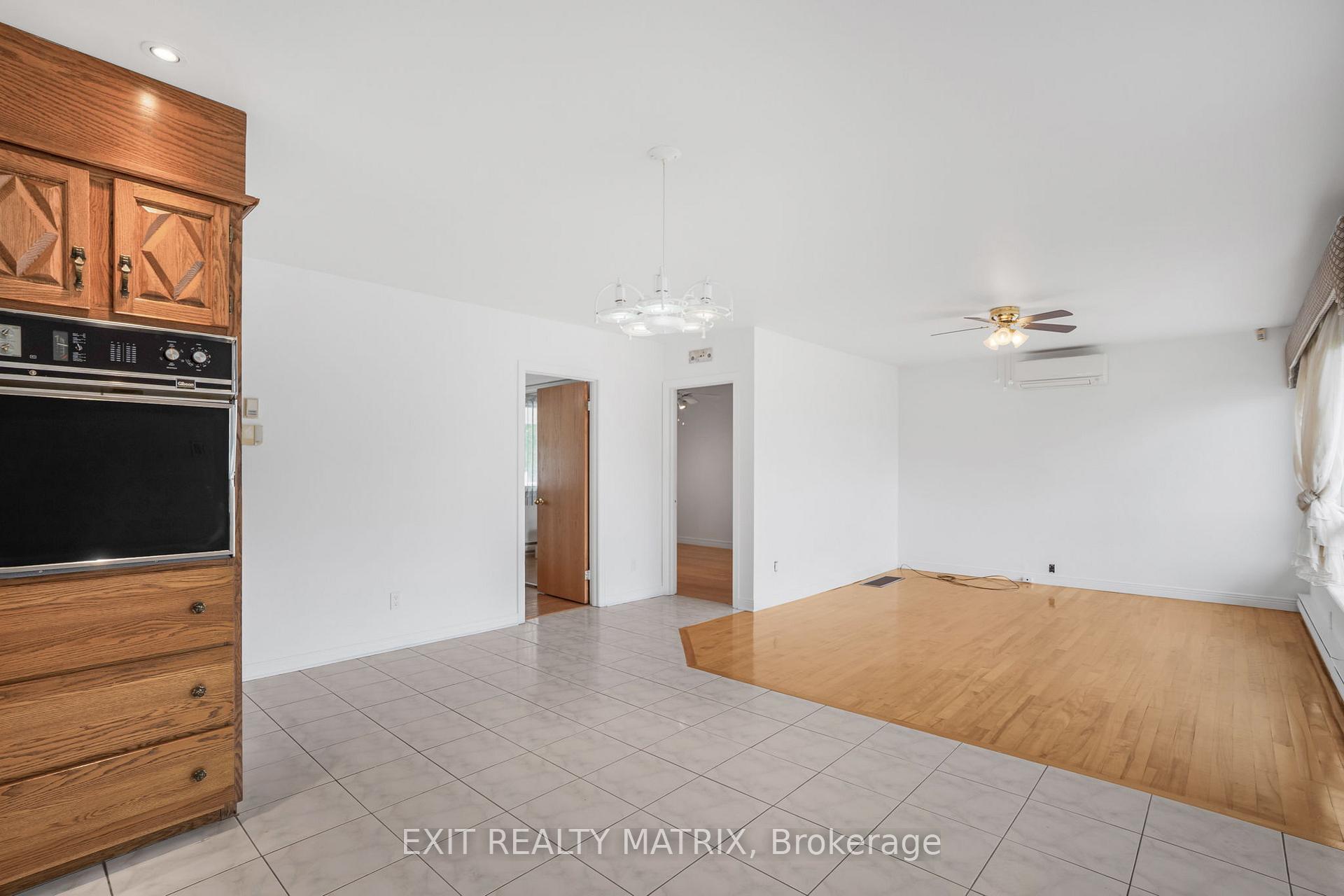 Photo 3 of 323 Longueuil Street, Champlain, L'Orignal — HOMEH