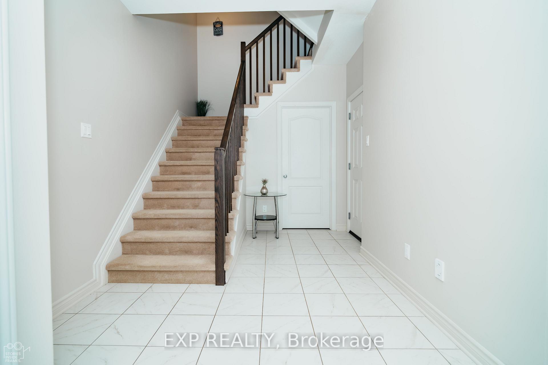 Photo 16 of 564 Labrador Crescent, Ottawa, Blossom Park/Kemp Park/Findlay Creek — HOMEH
