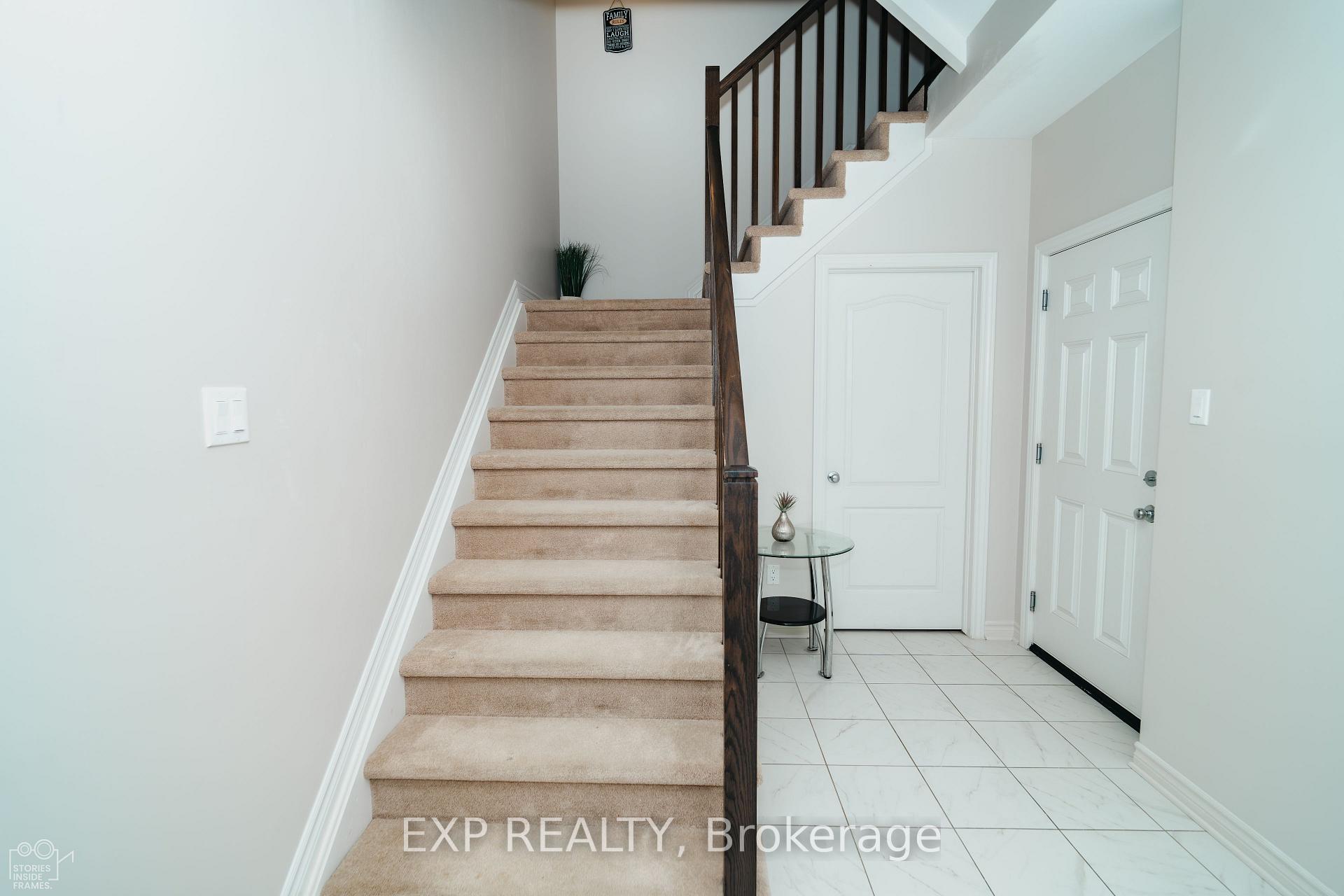 Photo 17 of 564 Labrador Crescent, Ottawa, Blossom Park/Kemp Park/Findlay Creek — HOMEH