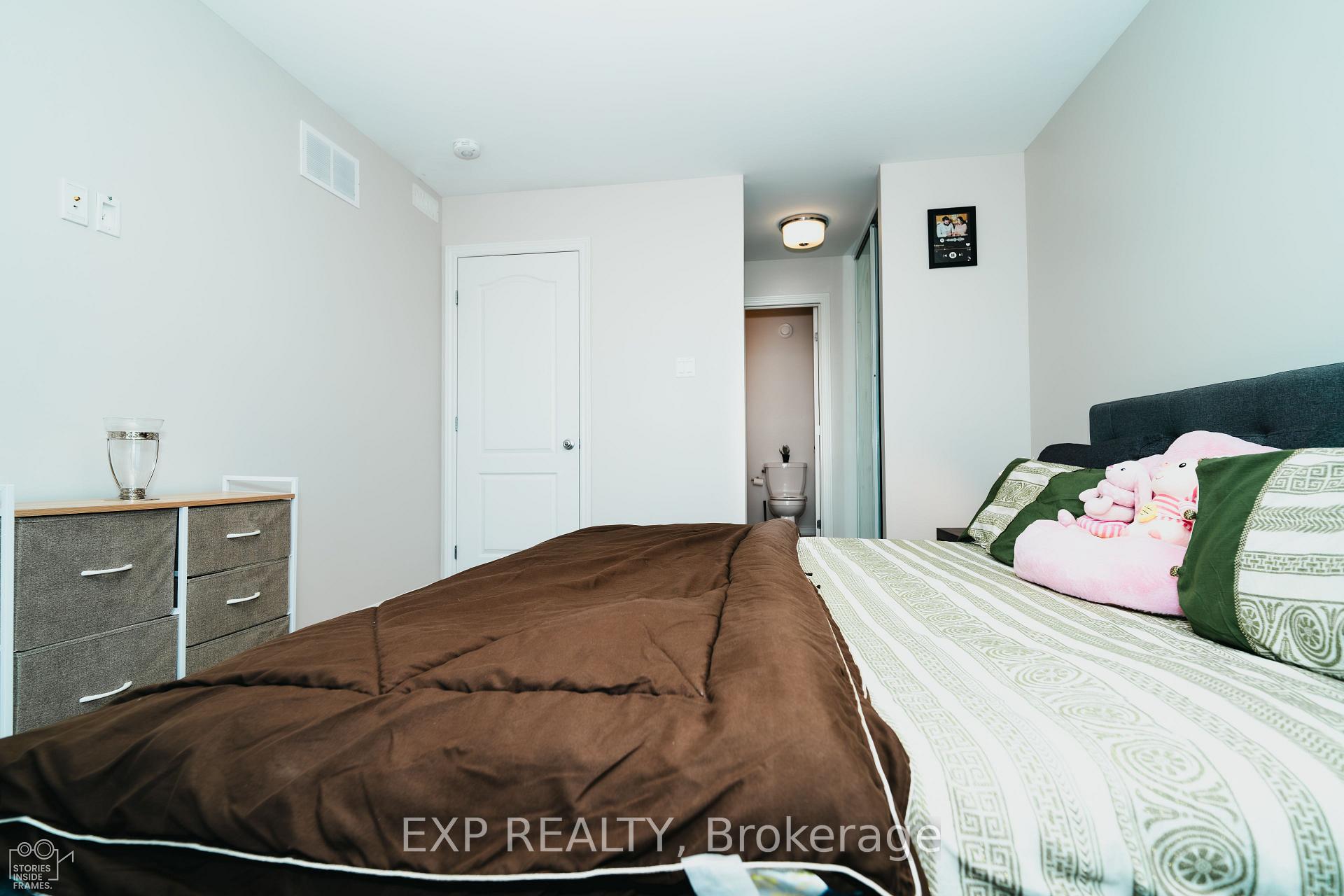 Photo 21 of 564 Labrador Crescent, Ottawa, Blossom Park/Kemp Park/Findlay Creek — HOMEH