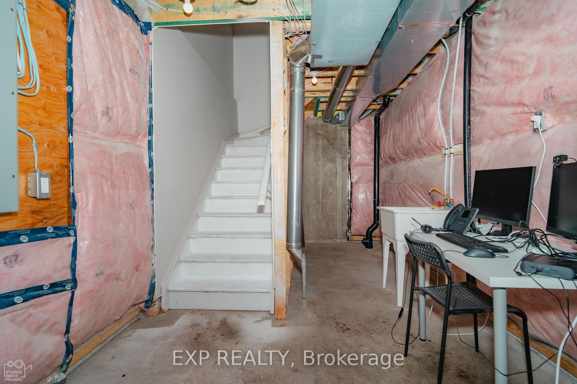 Photo 38 of 564 Labrador Crescent, Ottawa, Blossom Park/Kemp Park/Findlay Creek — HOMEH