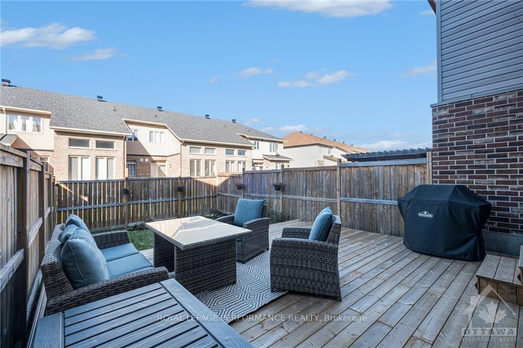 Photo 26 of 635 Whitecliffs Avenue, Ottawa, Riverside South — HOMEH