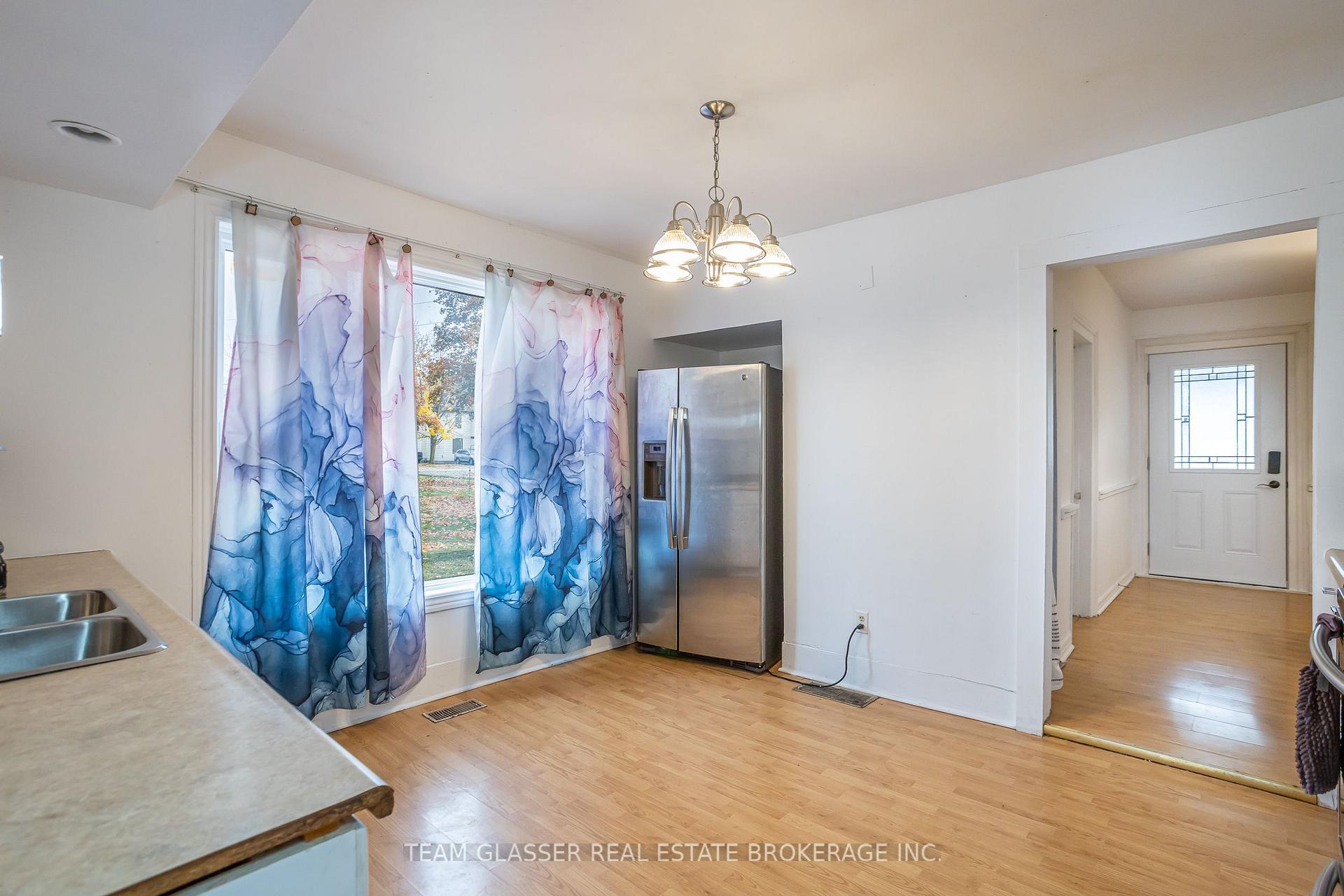 Photo 11 of 47 Warren Street, Aylmer — HOMEH