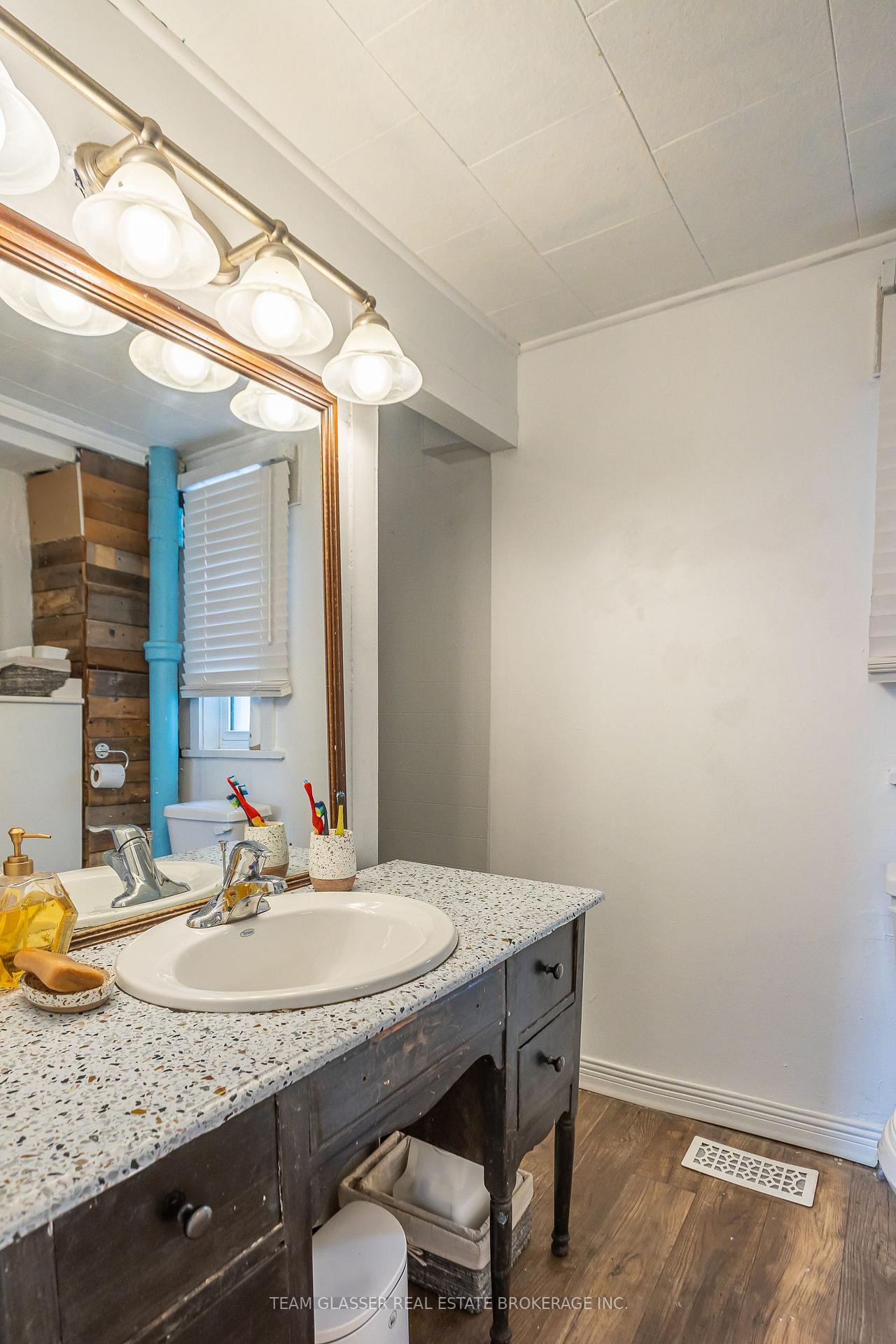 Photo 16 of 47 Warren Street, Aylmer — HOMEH