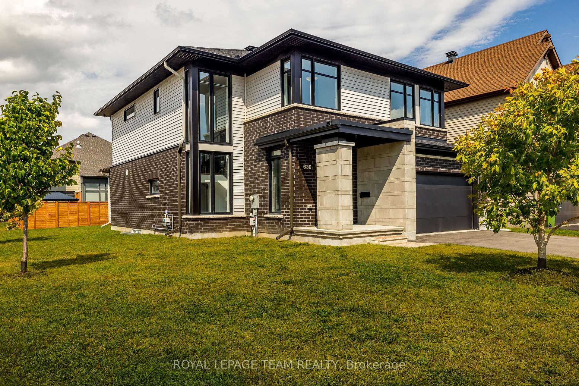 Photo 2 of 636 Mistwell Lane, Ottawa, Riverside South/Gloucester Glen — HOMEH