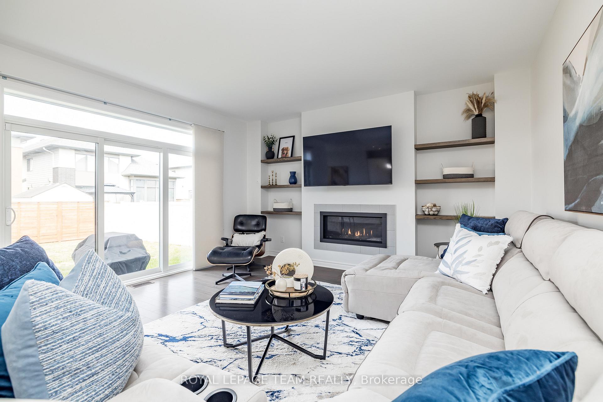 Photo 6 of 636 Mistwell Lane, Ottawa, Riverside South/Gloucester Glen — HOMEH