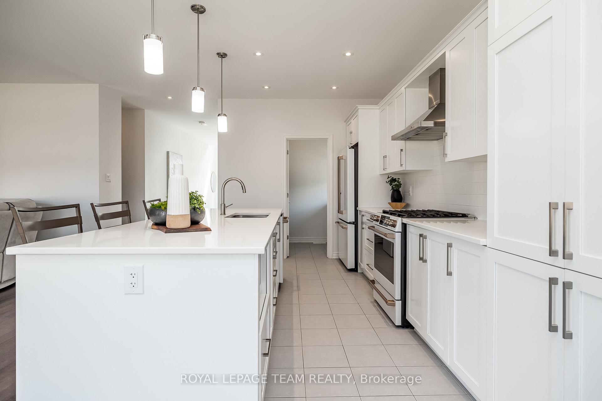 Photo 18 of 636 Mistwell Lane, Ottawa, Riverside South/Gloucester Glen — HOMEH