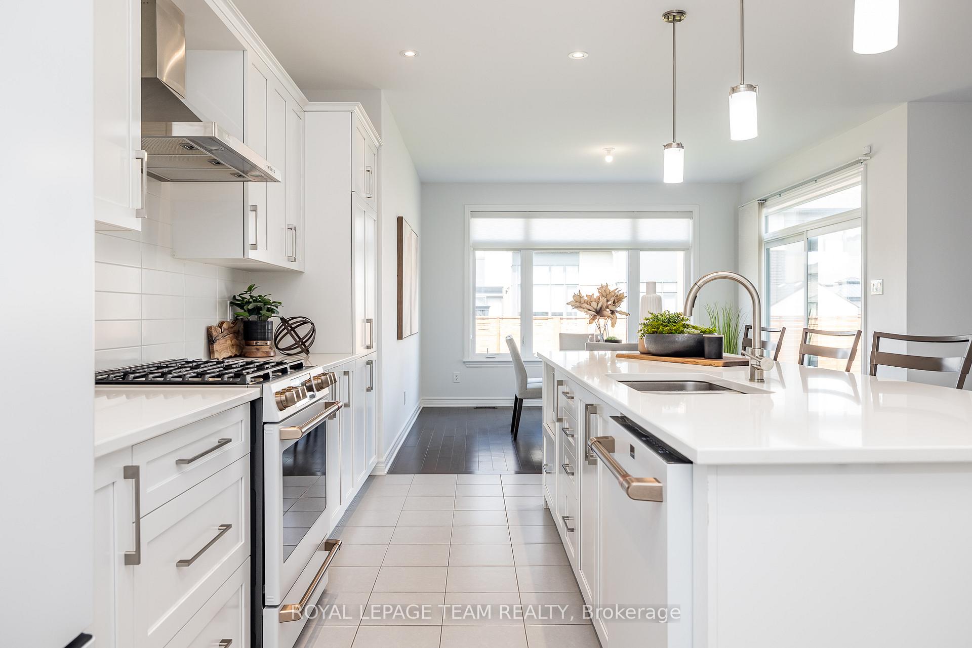 Photo 20 of 636 Mistwell Lane, Ottawa, Riverside South/Gloucester Glen — HOMEH