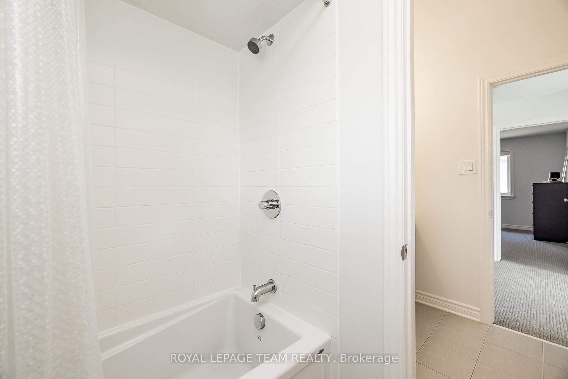 Photo 42 of 636 Mistwell Lane, Ottawa, Riverside South/Gloucester Glen — HOMEH