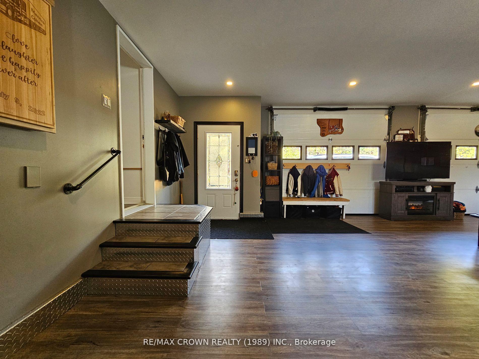Photo 3 of 887 River Road, Chisholm — HOMEH