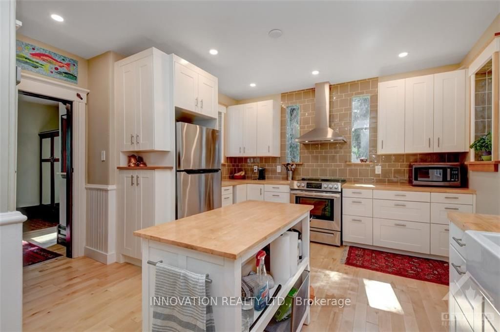 Photo 7 of 252 Harrington Street, Arnprior — HOMEH