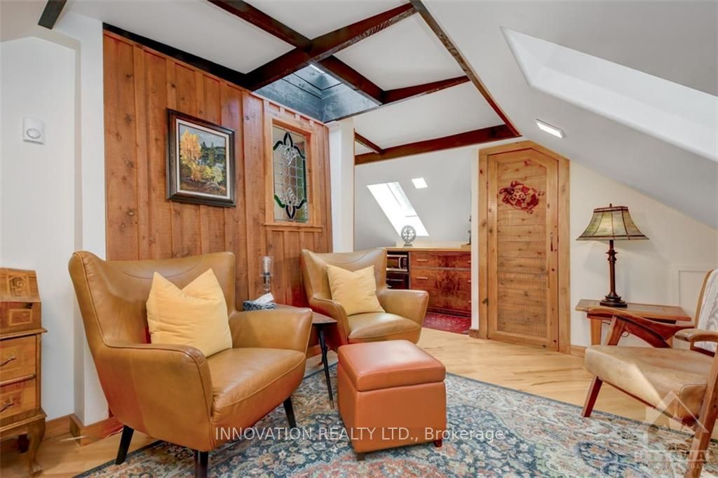 Photo 19 of 252 Harrington Street, Arnprior — HOMEH