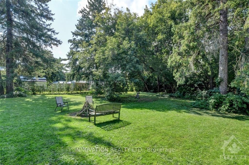 Photo 28 of 252 Harrington Street, Arnprior — HOMEH