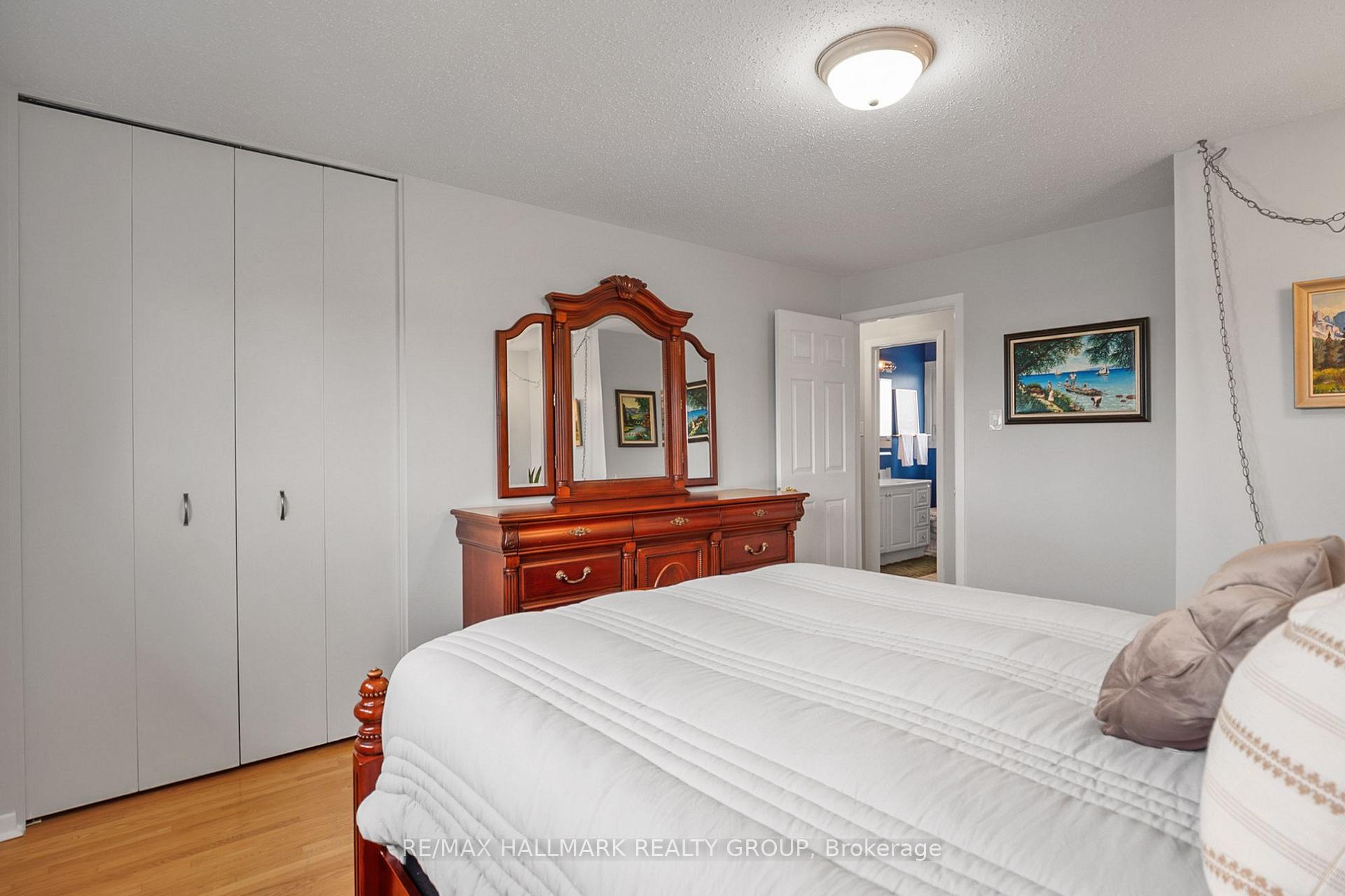 Photo 15 of 30 Tiverton Drive, Ottawa, Borden Farm/Stewart Farm/Carleton Heights/Parkwood Hills — HOMEH
