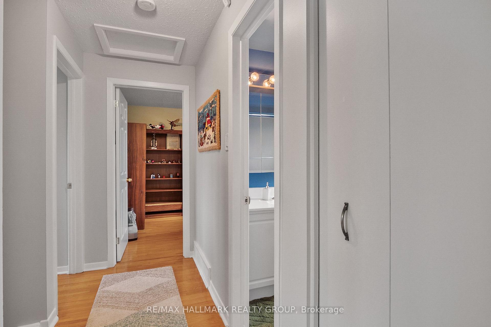 Photo 18 of 30 Tiverton Drive, Ottawa, Borden Farm/Stewart Farm/Carleton Heights/Parkwood Hills — HOMEH