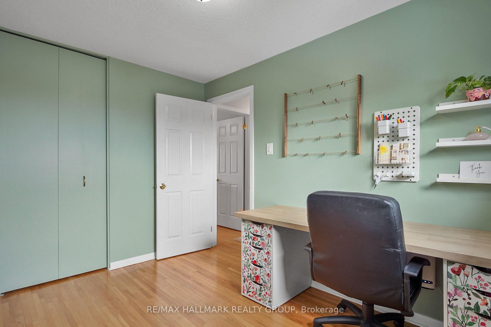 Photo 20 of 30 Tiverton Drive, Ottawa, Borden Farm/Stewart Farm/Carleton Heights/Parkwood Hills — HOMEH