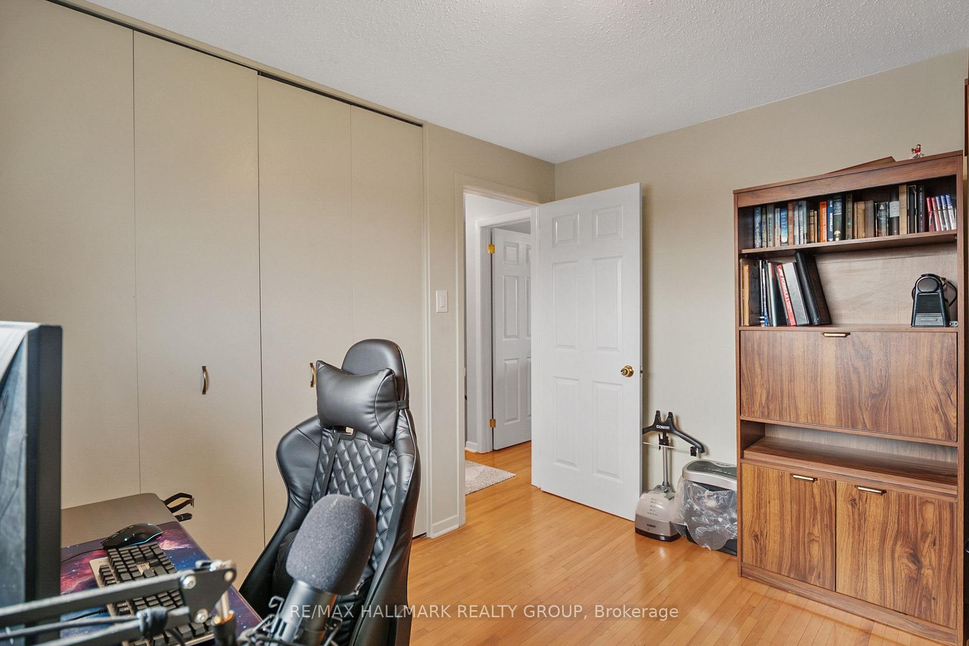 Photo 29 of 30 Tiverton Drive, Ottawa, Borden Farm/Stewart Farm/Carleton Heights/Parkwood Hills — HOMEH