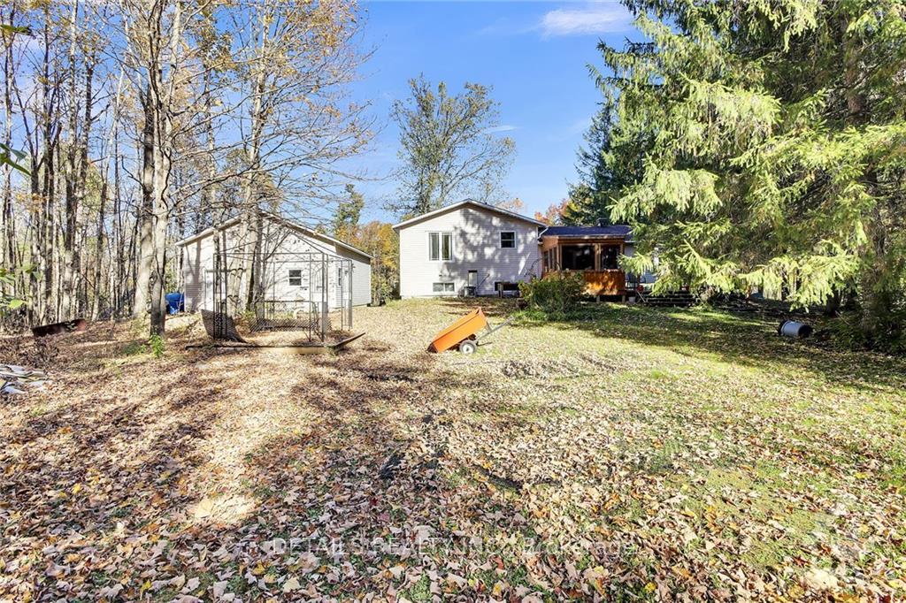 Photo 13 of 427 Davis Side Road, Beckwith, Beckwith Twp — HOMEH