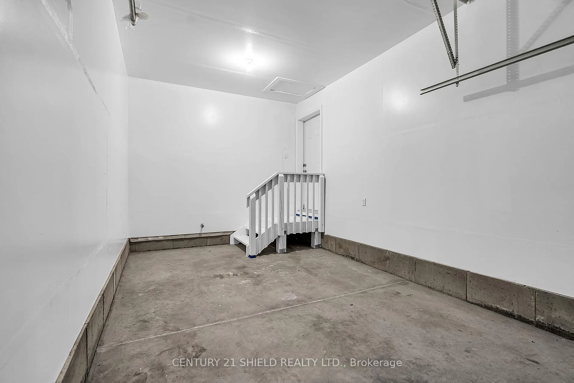 Photo 32 of 213 Third Street W, Cornwall — HOMEH