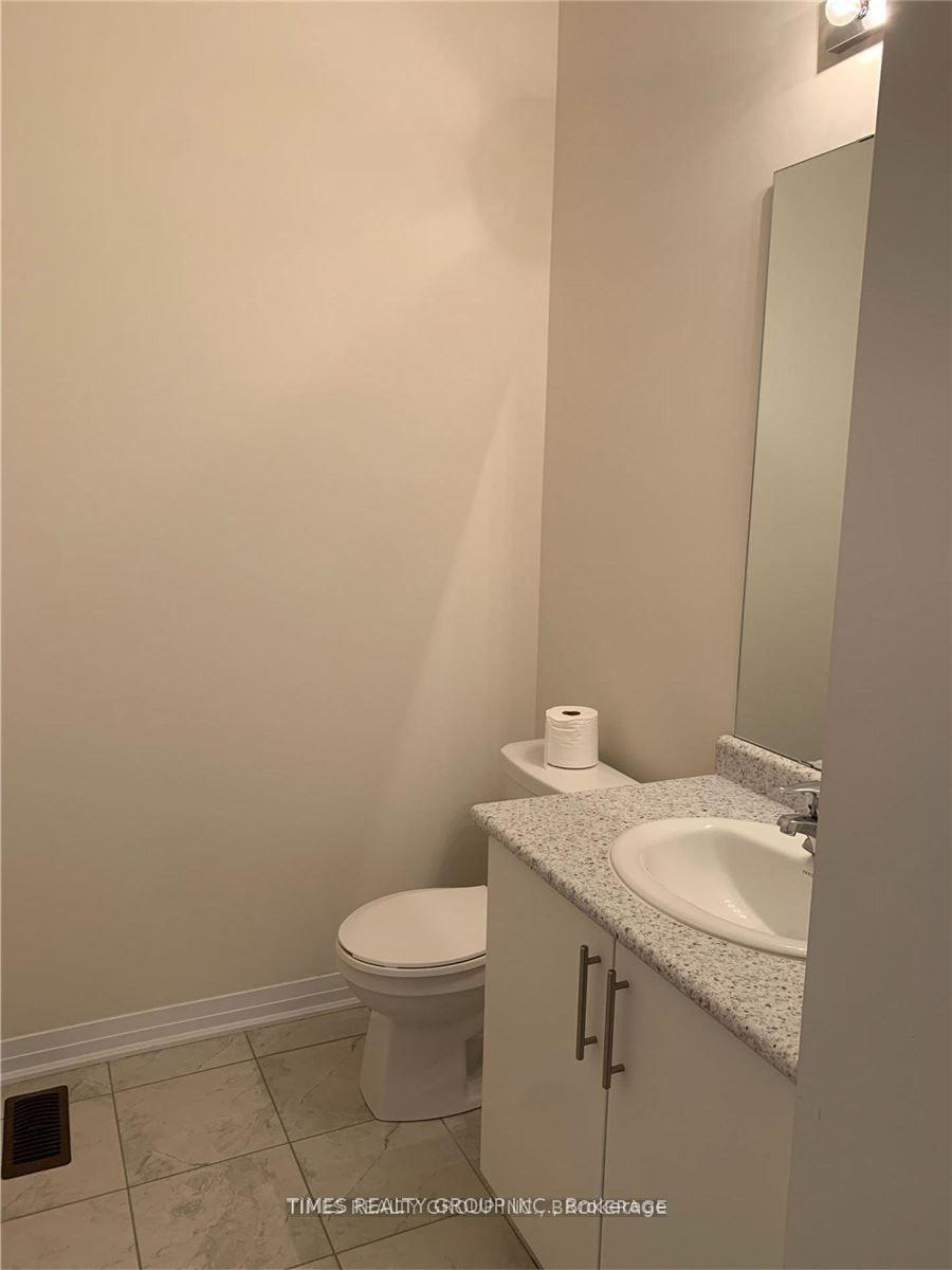Photo 10 of 35 Bedford Estates Crescent, Barrie, Bayshore — HOMEH