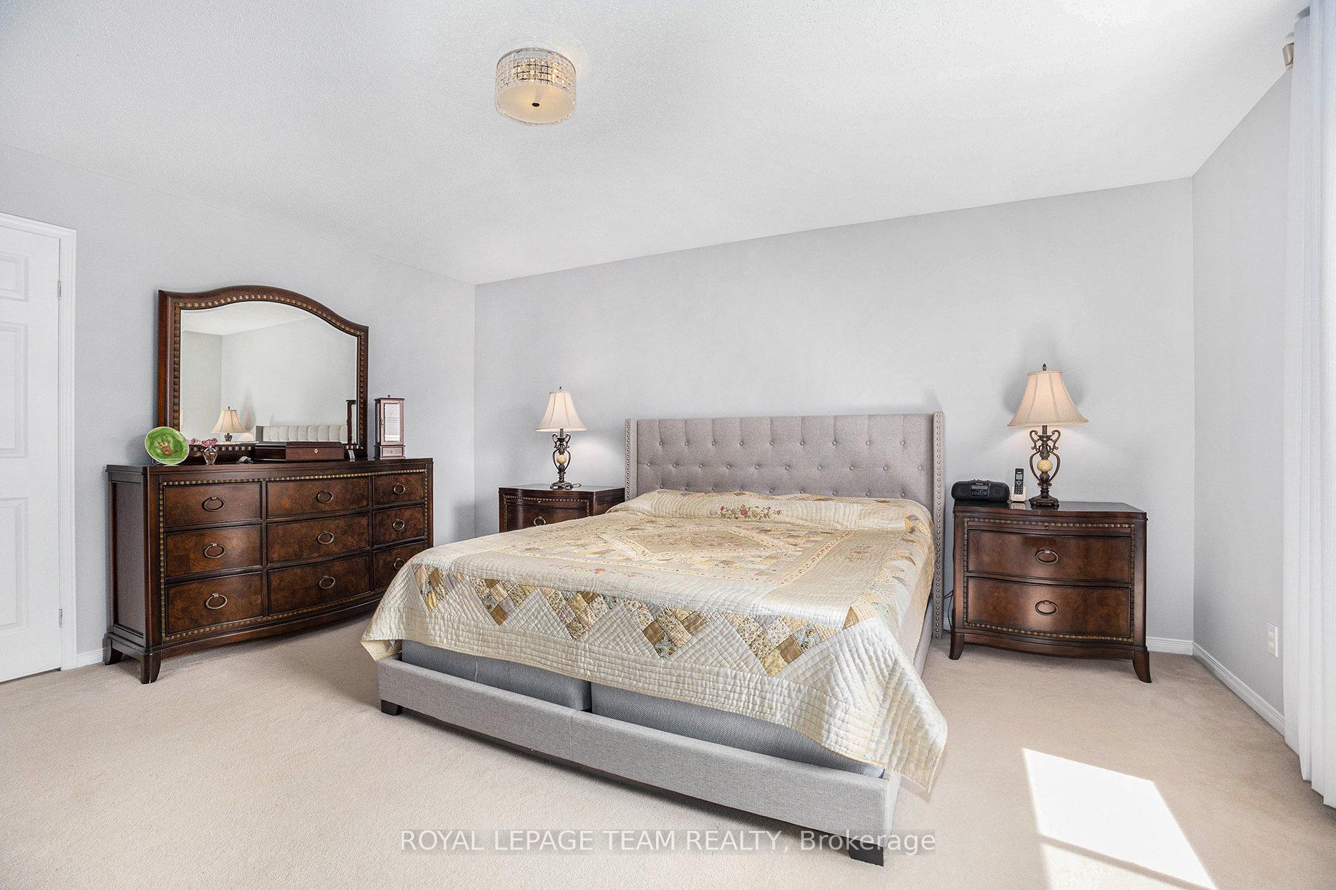 Photo 19 of 36 Nakota Way, Ottawa, Barrhaven - Longfields — HOMEH