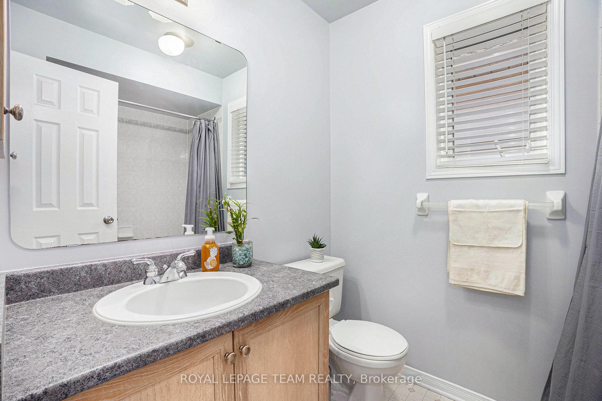 Photo 21 of 36 Nakota Way, Ottawa, Barrhaven - Longfields — HOMEH