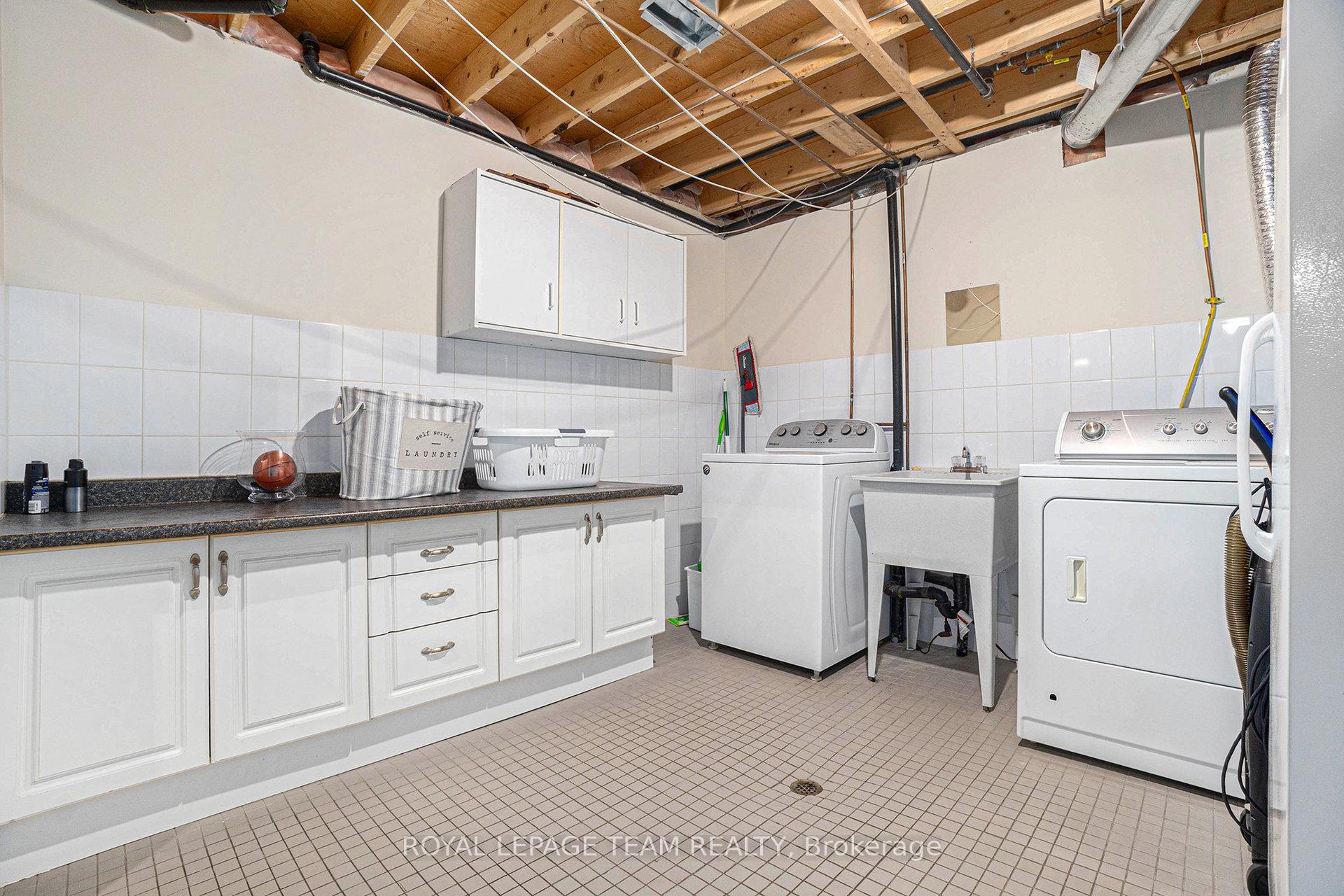 Photo 23 of 36 Nakota Way, Ottawa, Barrhaven - Longfields — HOMEH