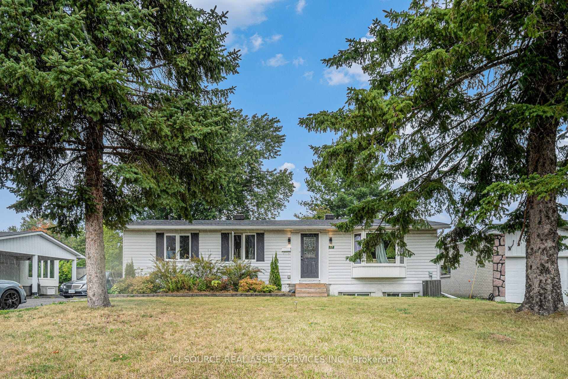 Photo 1 of Unit B, 17 Overlake Drive, Ottawa, Borden Farm/Stewart Farm/Carleton Heights/Parkwood Hills — HOMEH