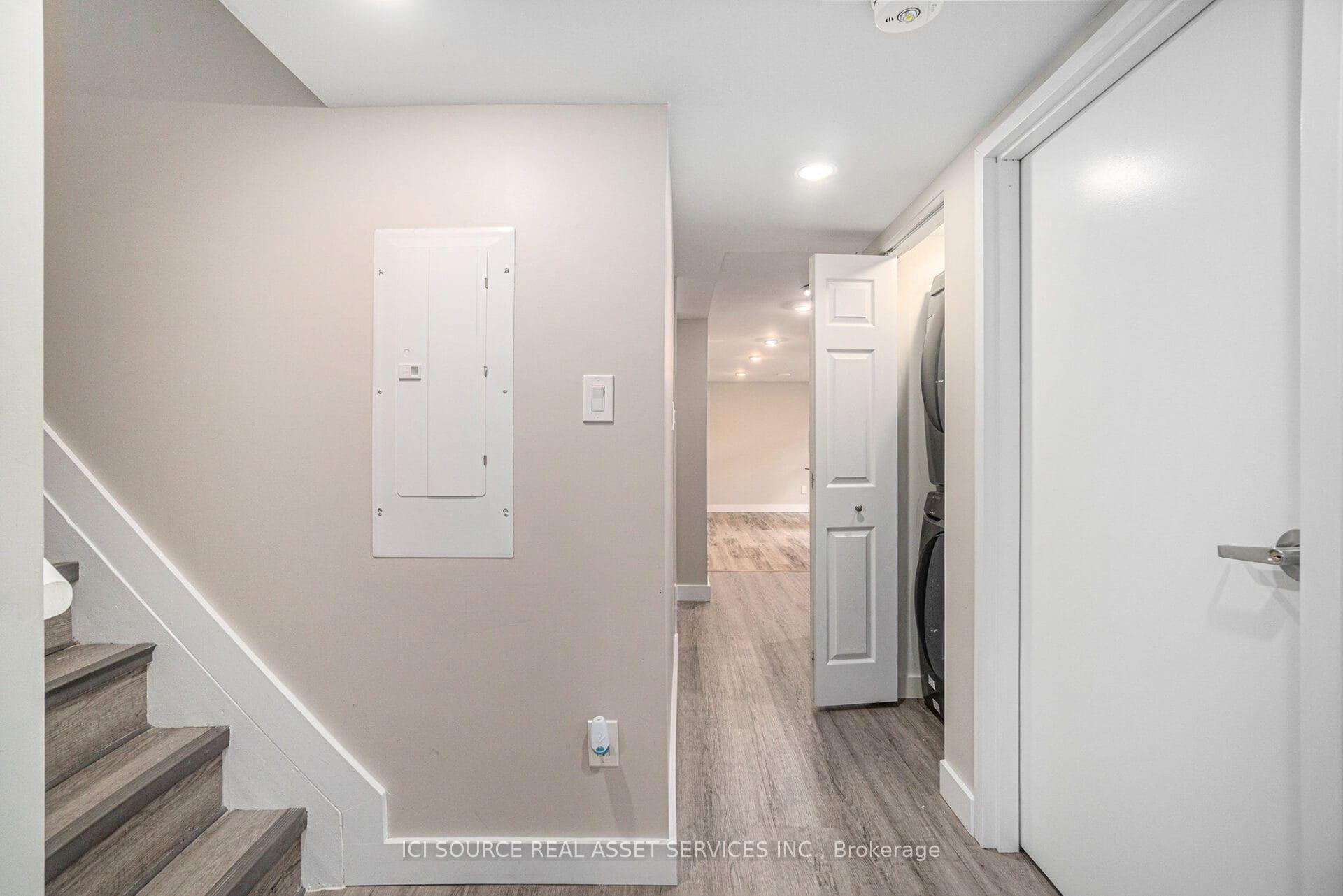Photo 6 of Unit B, 17 Overlake Drive, Ottawa, Borden Farm/Stewart Farm/Carleton Heights/Parkwood Hills — HOMEH