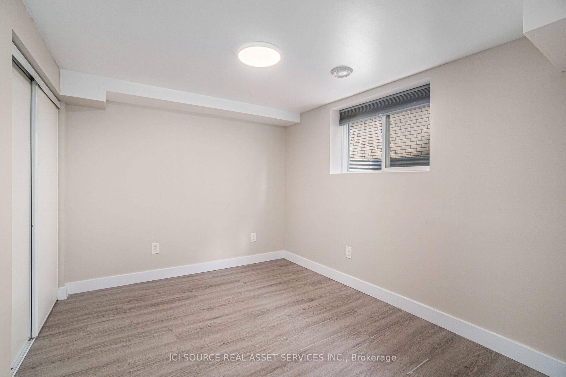 Photo 7 of Unit B, 17 Overlake Drive, Ottawa, Borden Farm/Stewart Farm/Carleton Heights/Parkwood Hills — HOMEH