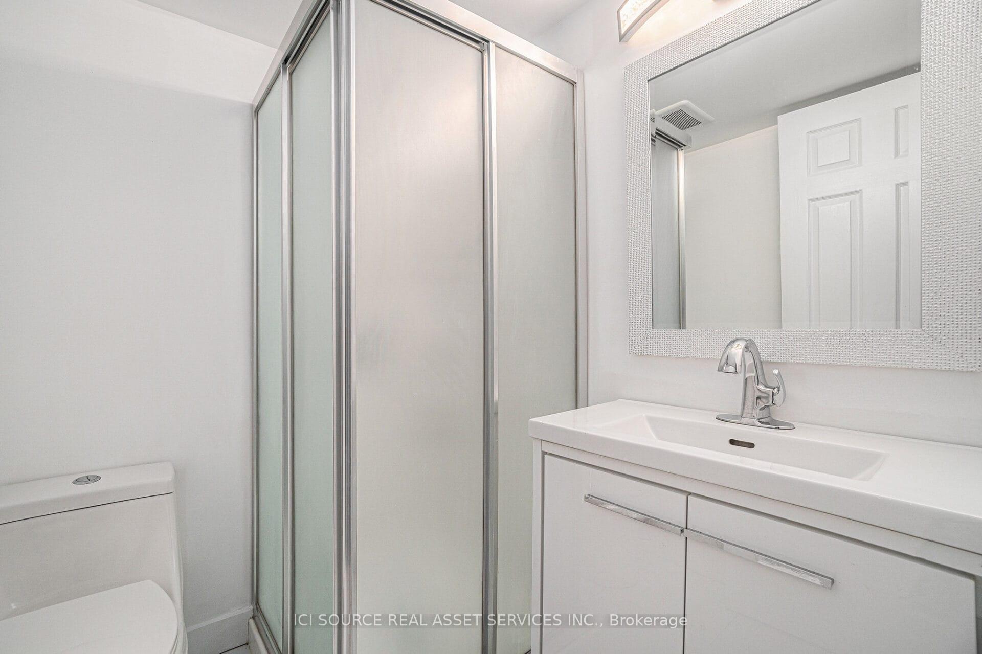 Photo 14 of Unit B, 17 Overlake Drive, Ottawa, Borden Farm/Stewart Farm/Carleton Heights/Parkwood Hills — HOMEH
